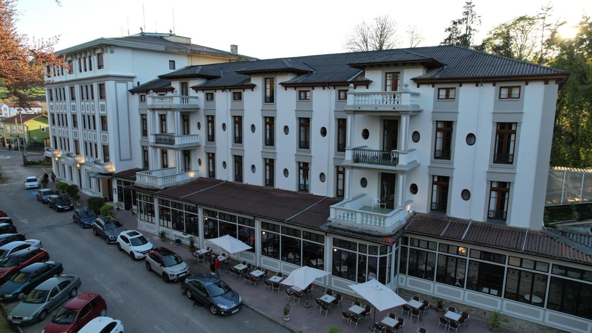 Gran Hotel Balneario De Liérganes Eksteriør billede