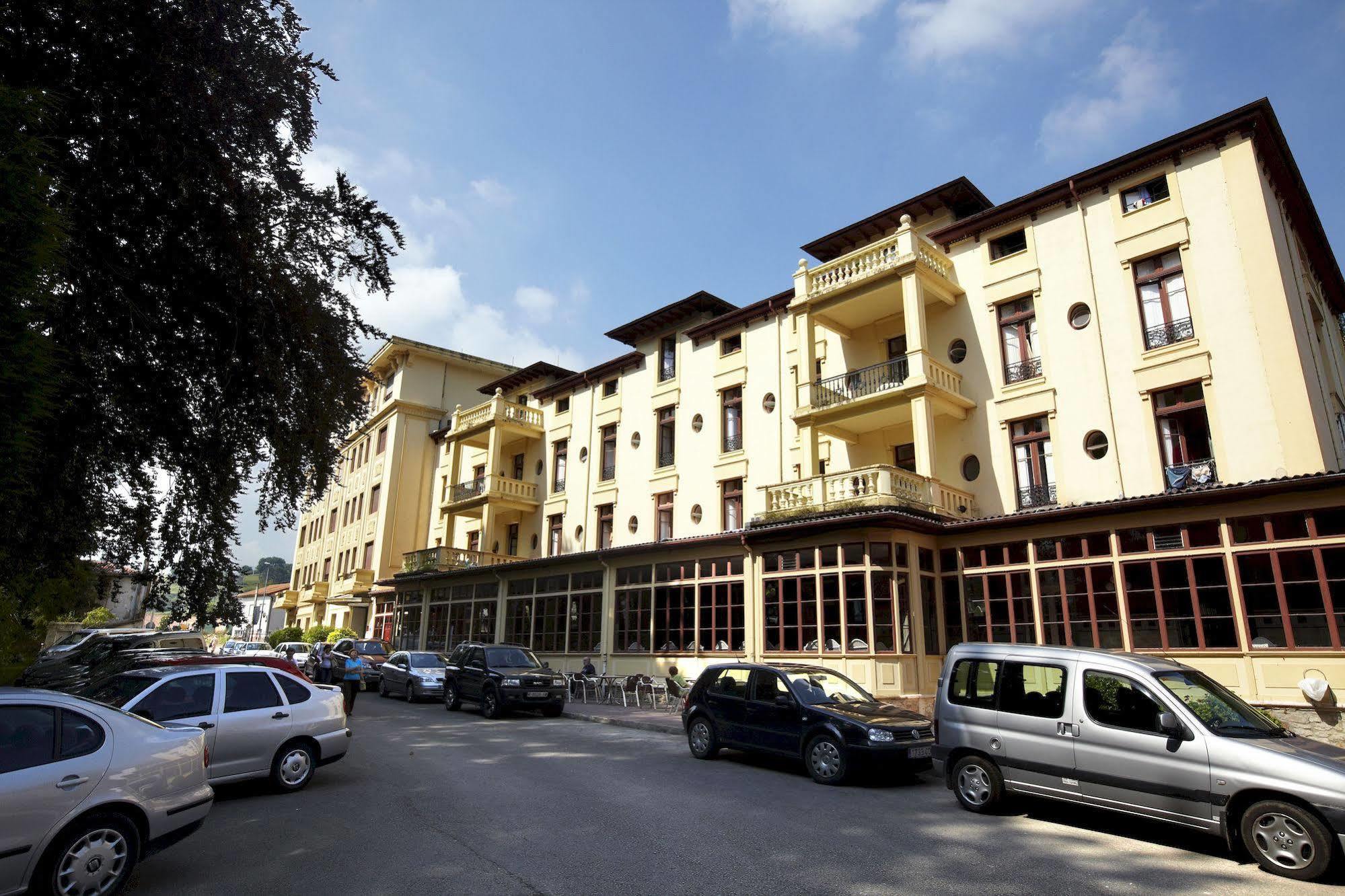 Gran Hotel Balneario De Liérganes Eksteriør billede