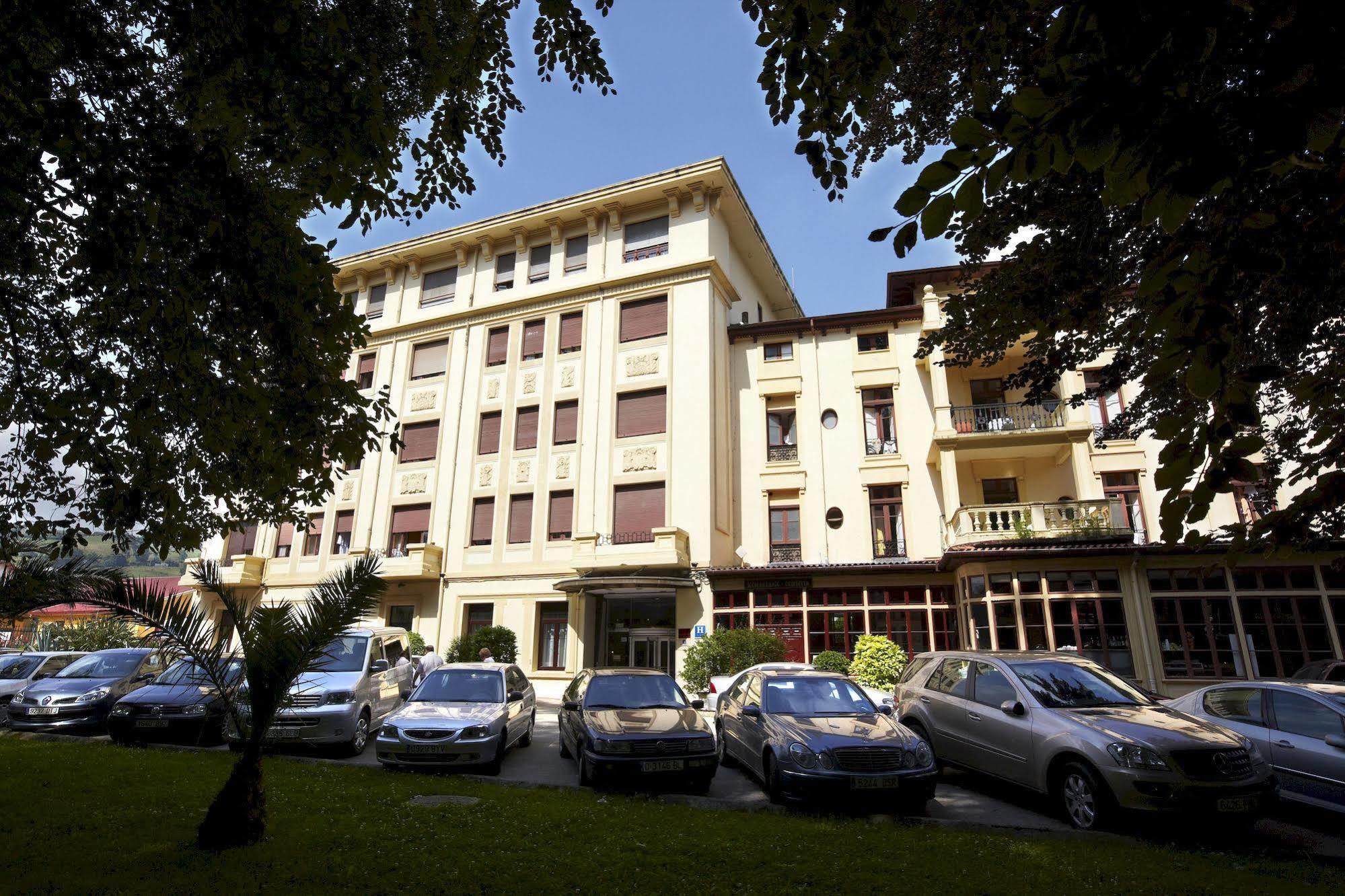 Gran Hotel Balneario De Liérganes Eksteriør billede